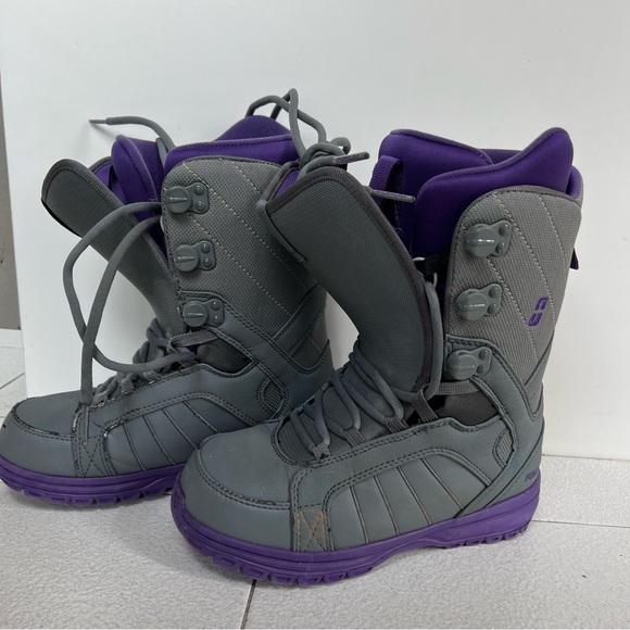 Forum Bebop Snowboard Boots - Women's size 8 -  2013 - Picture 3 of 9